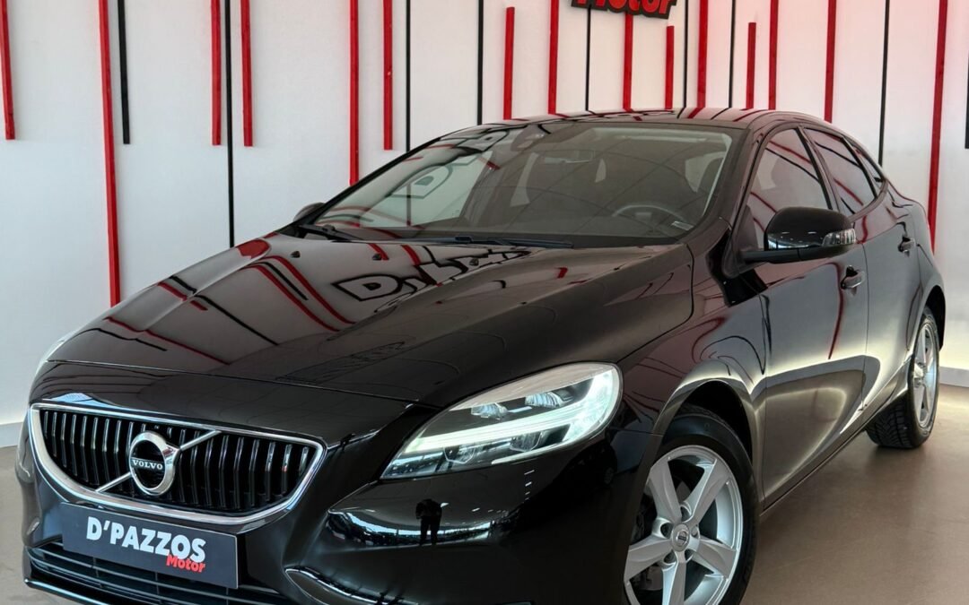 VOLVO V40 D2 120CV / AÑO 2018