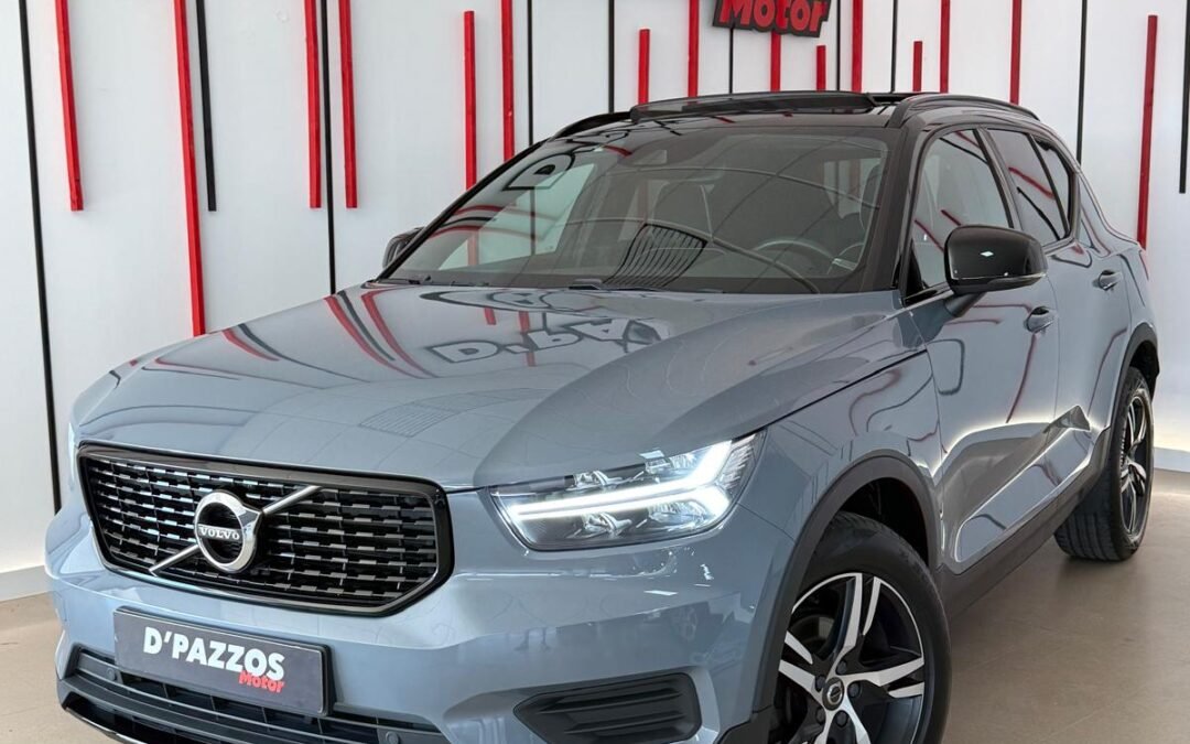// VOLVO XC40 D3 150CV R-DESING