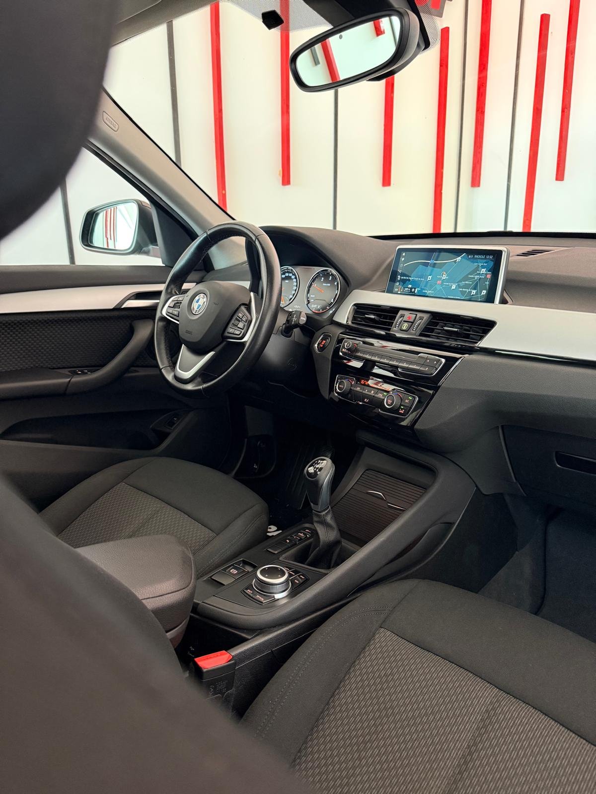 00052466-fdff-4205-b99f-f70c856916a5