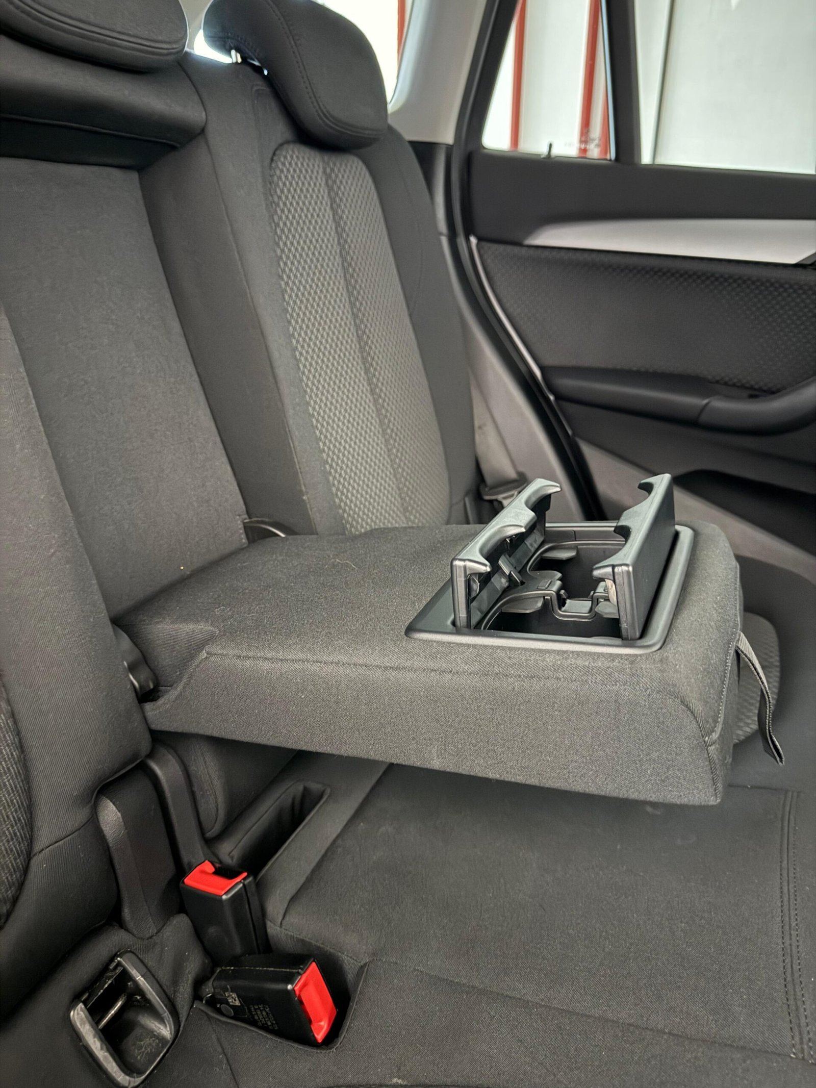 3b05718a-0a5f-4ffb-819c-f02f07286c57