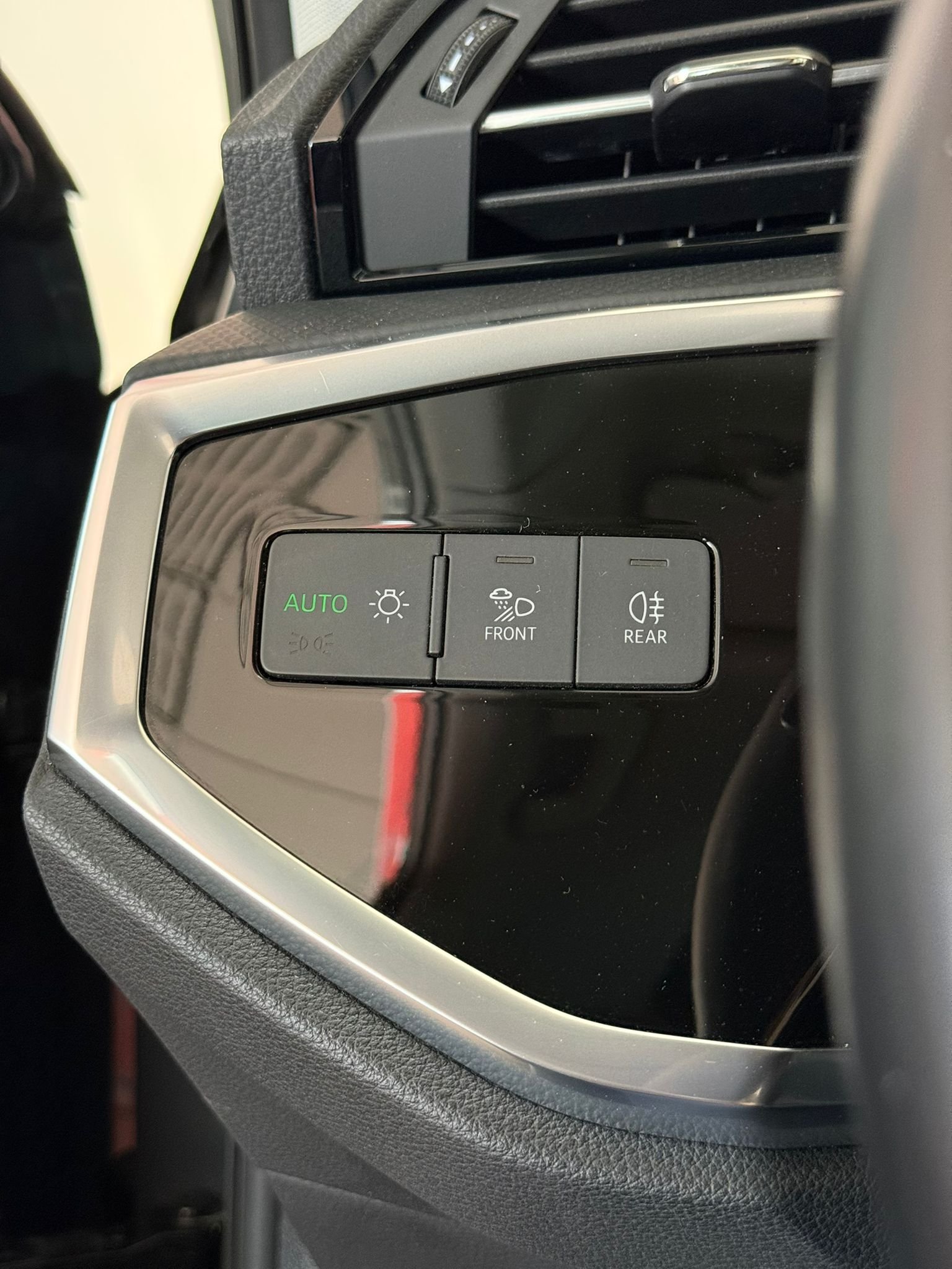 56182d8f-b9ca-4f57-8d9e-423e7bd8738f