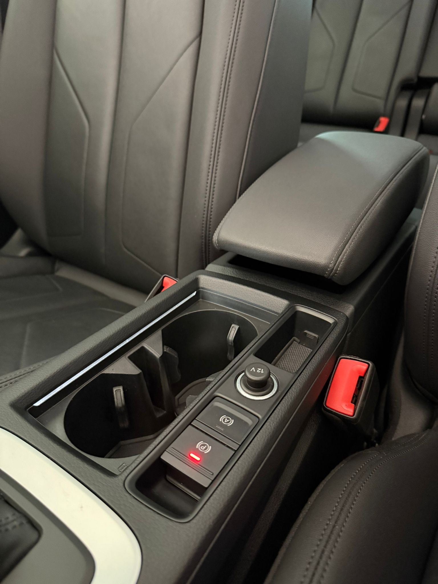 89f2bb25-a275-4e03-b455-f8225f6b8503