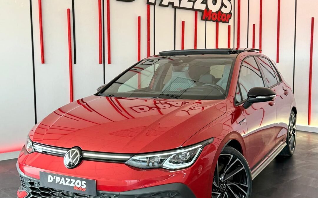 VOLKSWAGEN GOLF GTI CLUBSPORT 300CV / AÑO 2023