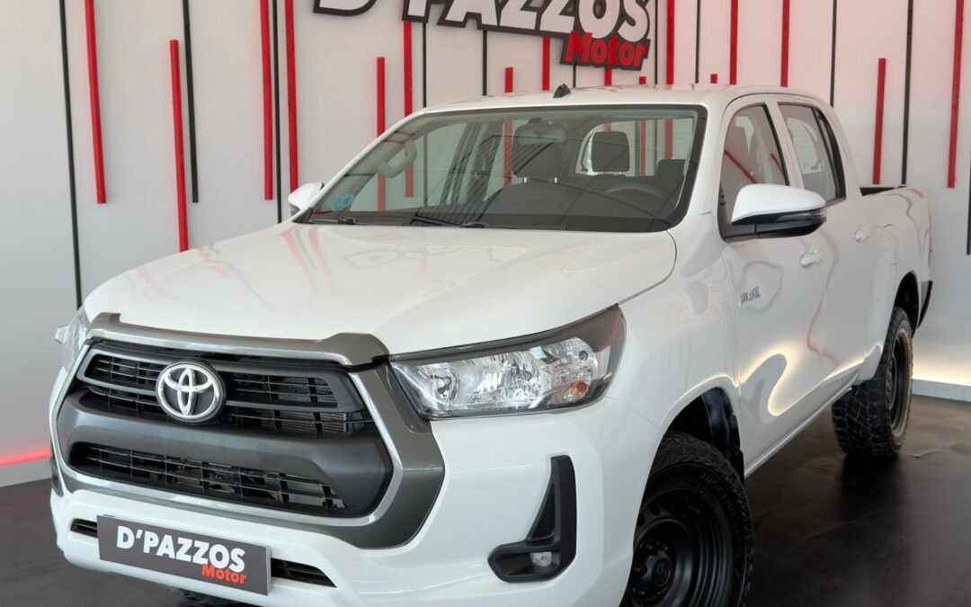 TOYOTA HILUX DOBLE CABINA 2.4 150CV / AÑO 2021